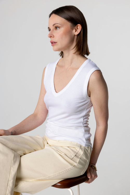 Camiseta sin mangas blanca cuello en V de viscosa/elastano - MAJESTIC FILATURES