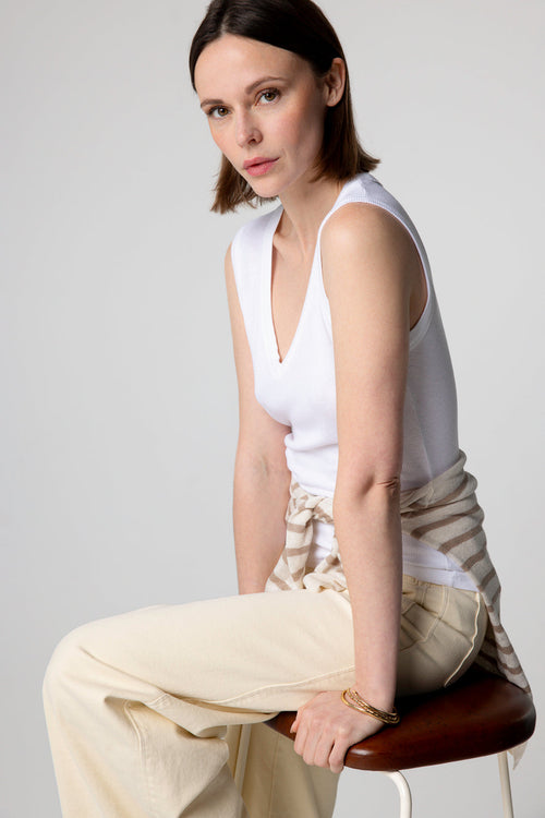 Camiseta sin mangas blanca cuello en V de viscosa/elastano - MAJESTIC FILATURES