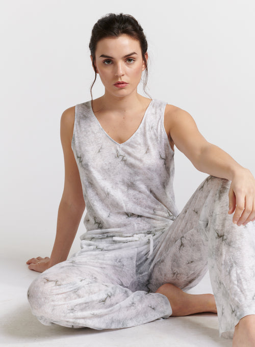 <p>U-neck tank top with a spotted print in relief and lamé.</p><p>It can simply be worn tucked into a pair of jeans to brighten up your look.</p> - MAJESTIC FILATURES